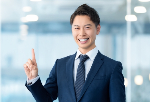 経験豊富なブランディング・経営のプロの中から専門家を選定