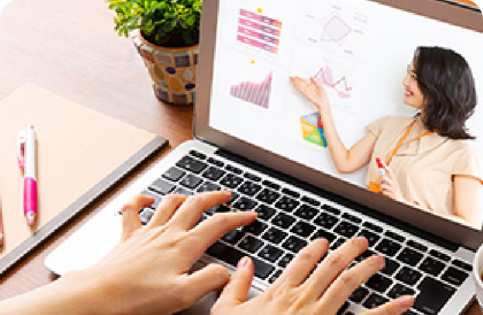 オンライン専用の教材とツールを利用して、わかりやすく解説しています。